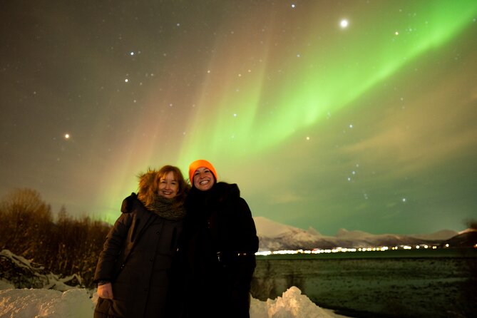 Northern Lights Tour with Local Guide and Photos - Reading the Arctic sky