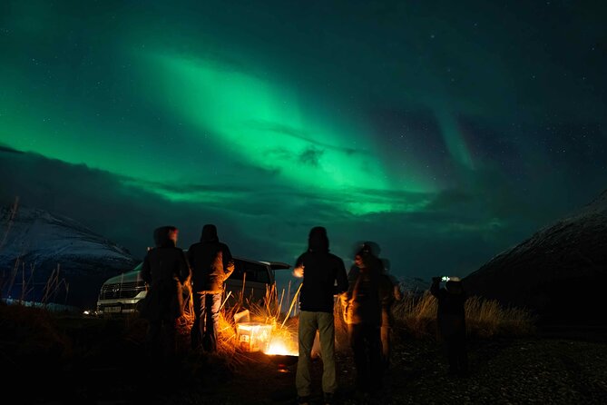 Northern Lights Tour with small group of 8 people - Why this is a chase, not a normal sightseeing trip