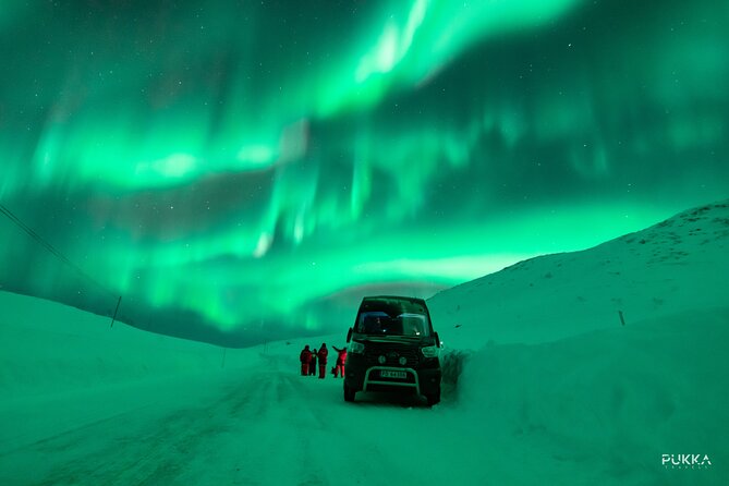 Northern Lights x Mini Bus Chase - Why the minibus matters on an aurora chase
