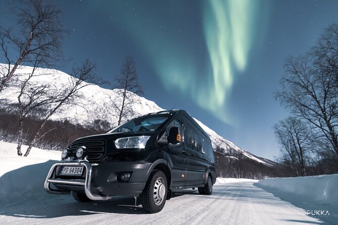 Northern Lights x Mini Bus Chase - Warm suits, winter clothing, and comfort