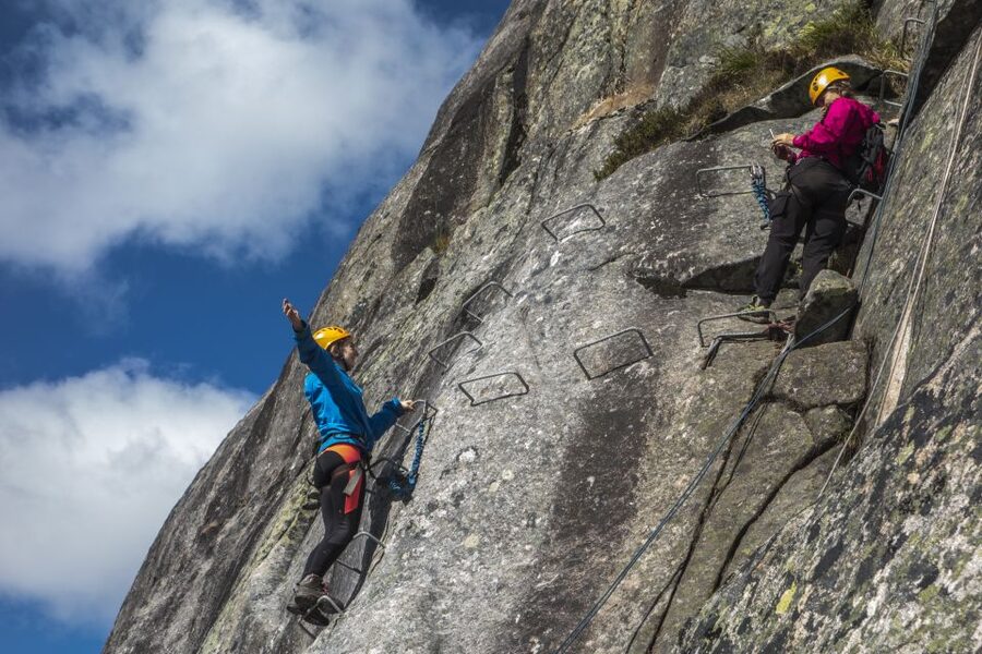 Odda: Trolltunga Via Ferrata, Sunset and Sunrise - Morning brings bread, cold air, and a second look
