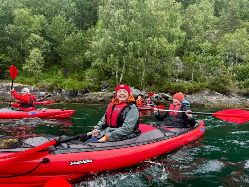 Olden: Experience Beginner-friendly Fjord Kayaking - Rain, sunshine, and what to pack