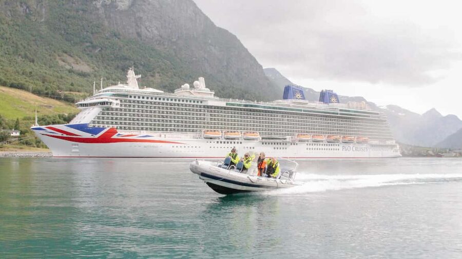 Olden: Nordfjord RIB Boat Tour with Live Commentary - Five minutes that make the ride safer