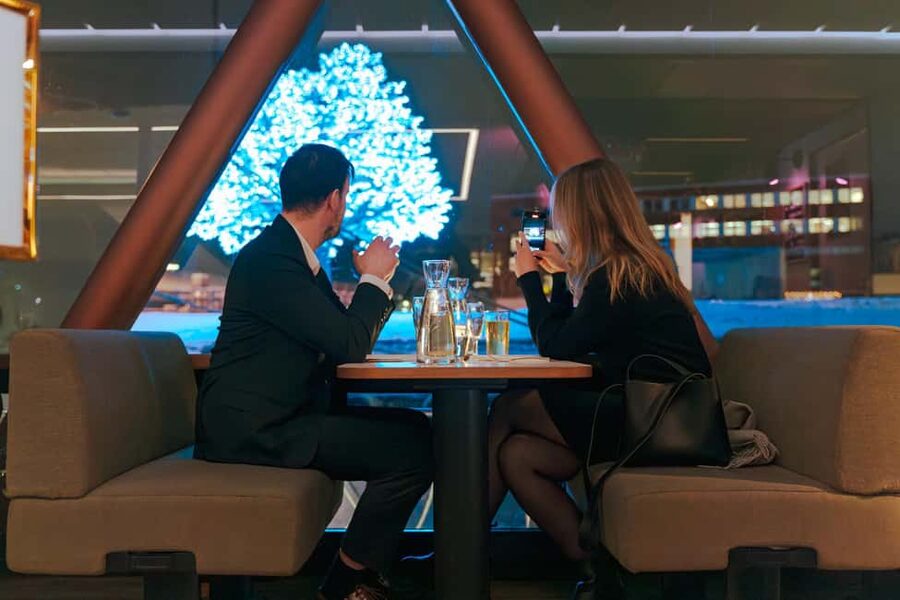 Oslo: 3-course Dinner Cruise in the Oslofjord - Service, Drinks, and Practical Comfort
