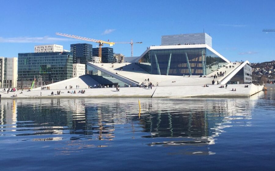 Oslo: City Walking Tour - From fortress walls to a modern opera roof