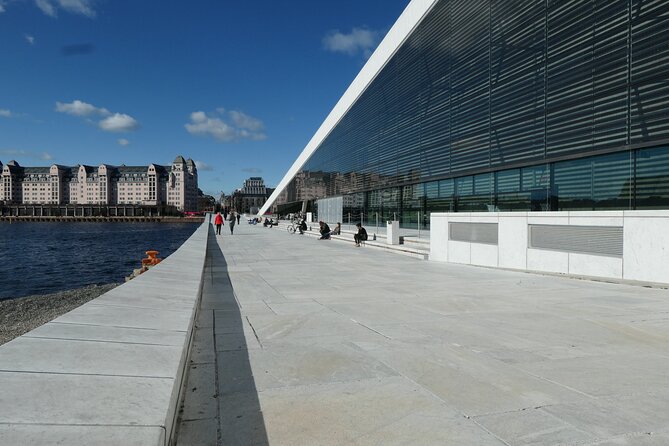 Oslo City Walks: The City of Contrasts - Reading Bjørvika through Bispevika and the waterfront buildings