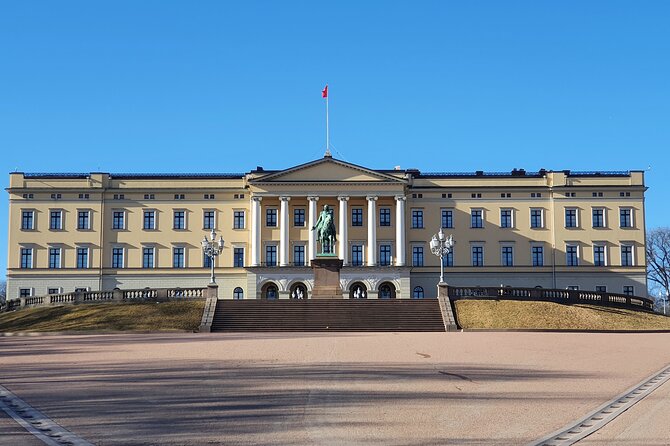Oslo easy walk - Starting at the Royal Palace