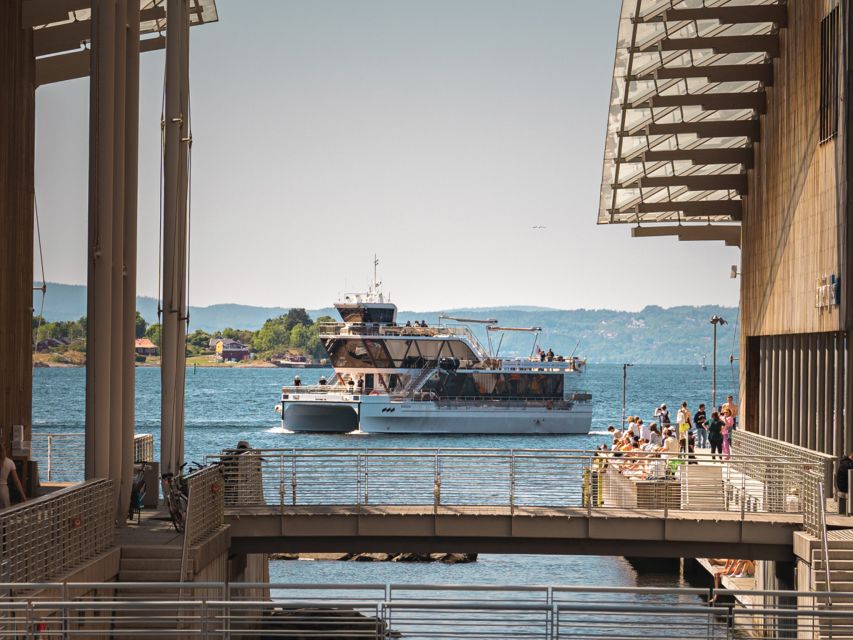Oslo: Electric Boat Cruise with Brunch - Dyna Fyr and the Open Fjord