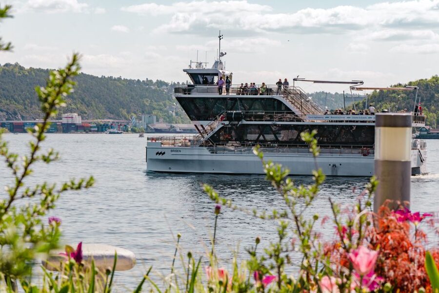 Oslo: Electric Boat Cruise with Brunch - The Oslo Opera House from the Water