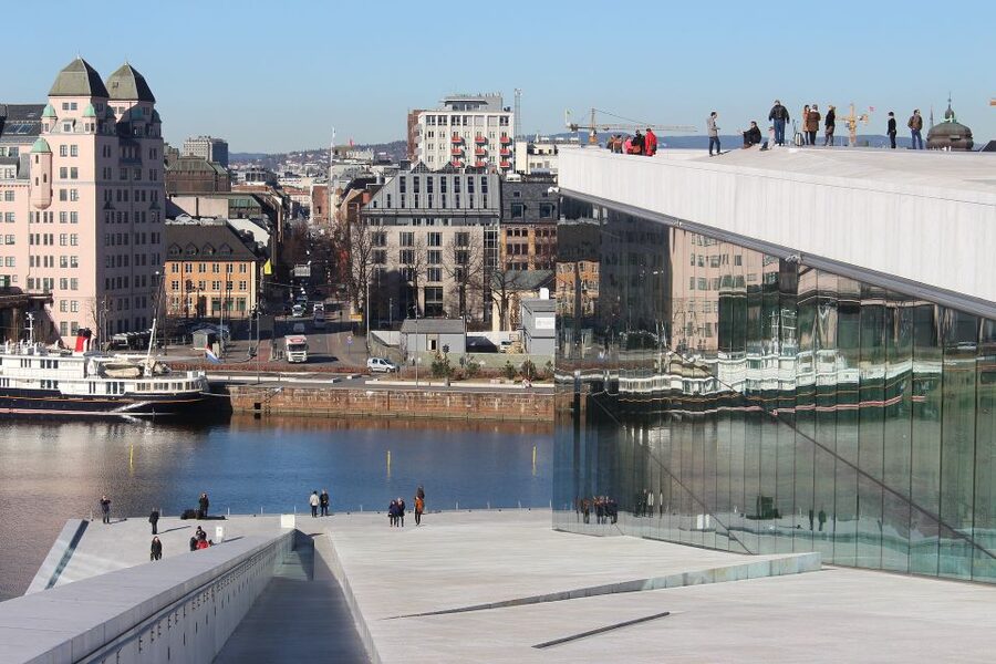 Oslo: Express Walk with a Local in 60 minutes - The Oslo Opera House gives the walk a strong start