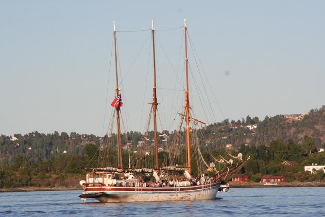 Oslo Fjord Evening Cruise with Shrimp Buffet on a Sailing Ship - What the traditional wooden ship adds