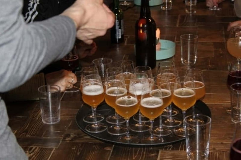Oslo: Food Tasting and Walking Tour with a Local - Mathallen: Norwegian produce with time to browse