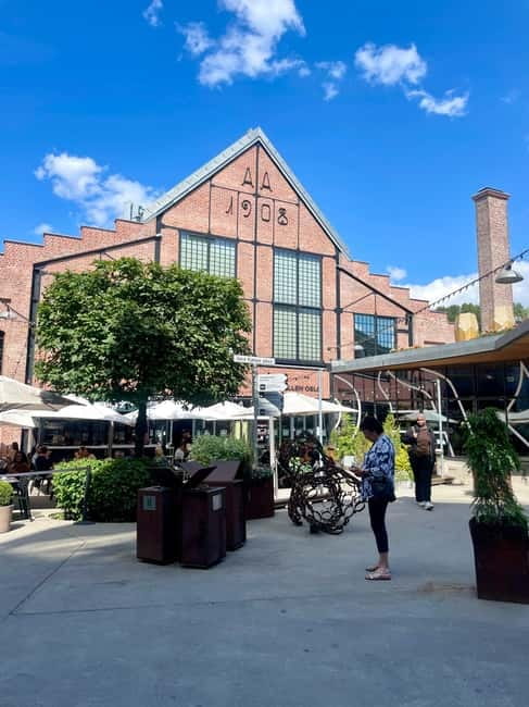 Oslo: Grünerløkka Food & Culture Walking Tour - Following the Akerselva River