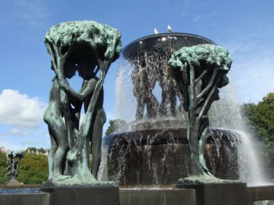 Guided Oslo Highlights Tour by bus & Oslofjord cruise