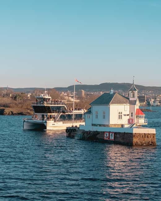 Oslo: Guided Sightseeing Fjord Cruise on Premium Silent Boat - Who should book this cruise