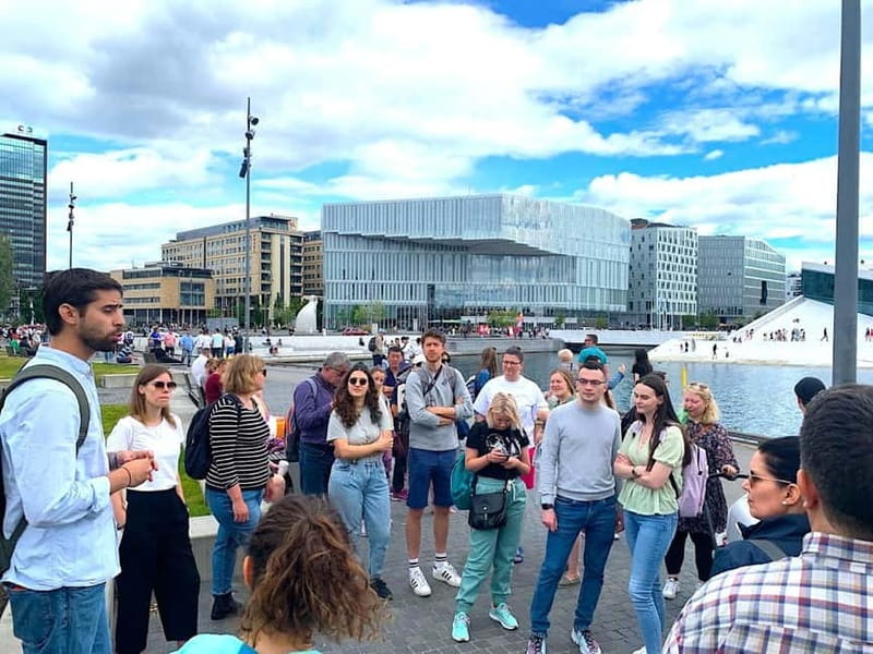 Oslo: Guided Walking Tour of Central Oslo - Starting beneath Oslo’s bronze Tiger