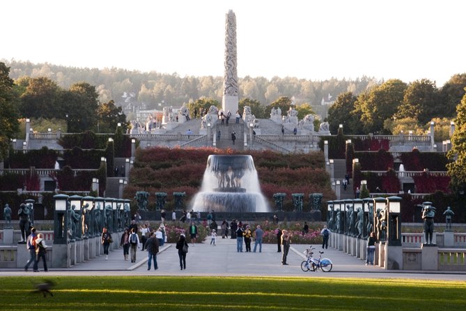 Oslo Highlights Bike Tour - Vigeland Park is the grand finale