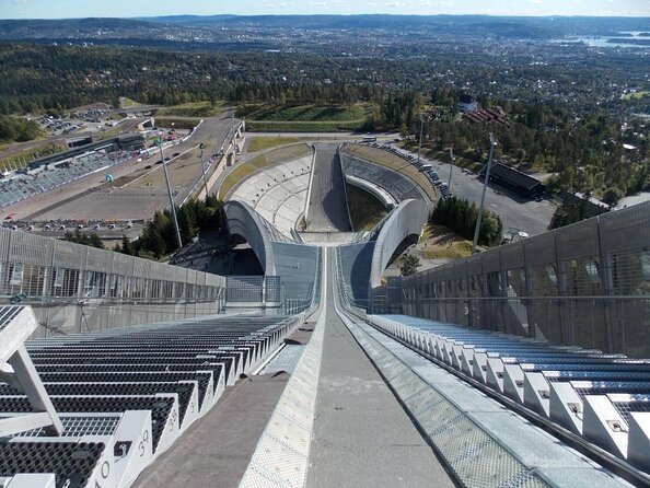 Oslo Panorama Tour with Holmenkollen Ski Jump and Vigeland Park - Key points to know before you book