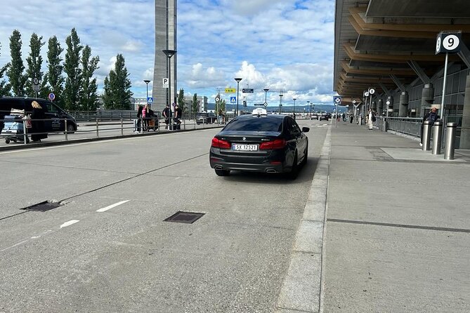 Oslo Private Airport/Hotel Transfer Service || English Speaking - English-speaking drivers and the human touch
