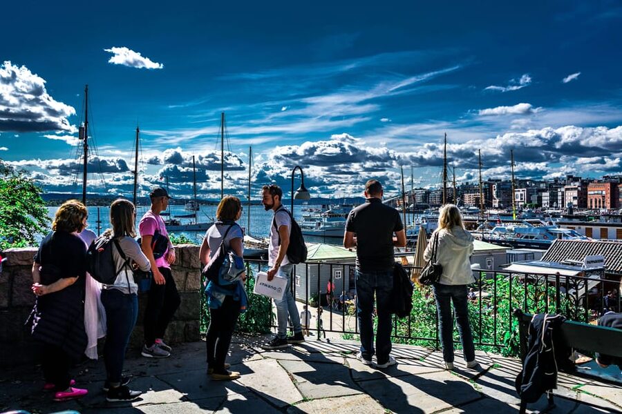 Oslo: Private Walking Tour - Karl Johans gate and the Norwegian Parliament