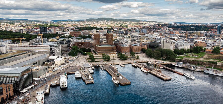 Oslo Self Guided Walking Tour with an APP - Art, parks, and the Vigeland Sculpture Park