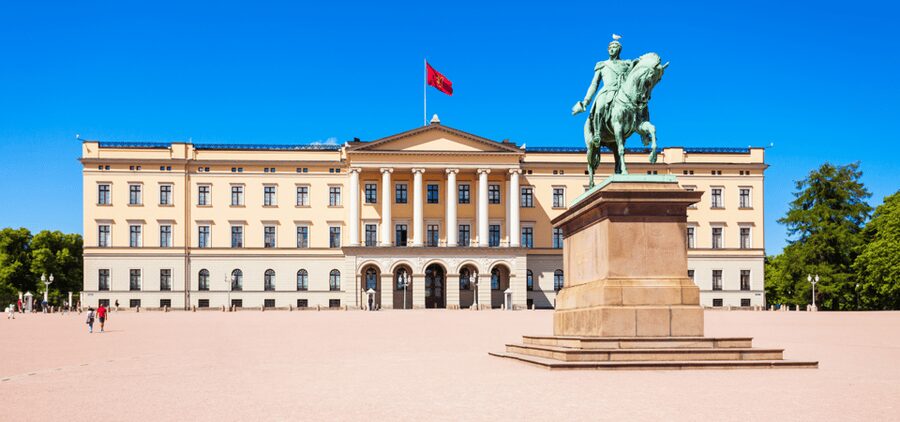 Oslo Self Guided Walking Tour with an APP - Starting at the Opera House and waterfront