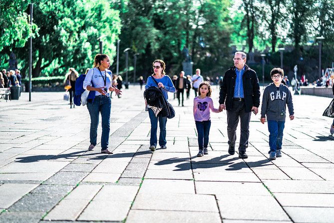 Oslo & Vigeland Park Private Walking Tour - Karl Johans Gate connects the city’s landmarks