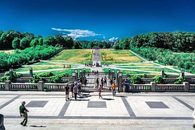 Oslo & Vigeland Park Private Walking Tour - City Hall reveals Oslo’s public face