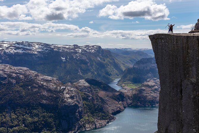 Preikestolen Hidden Trail Hike + Lunch and Canoe Trip - Why this route feels different from the usual Preikestolen walk