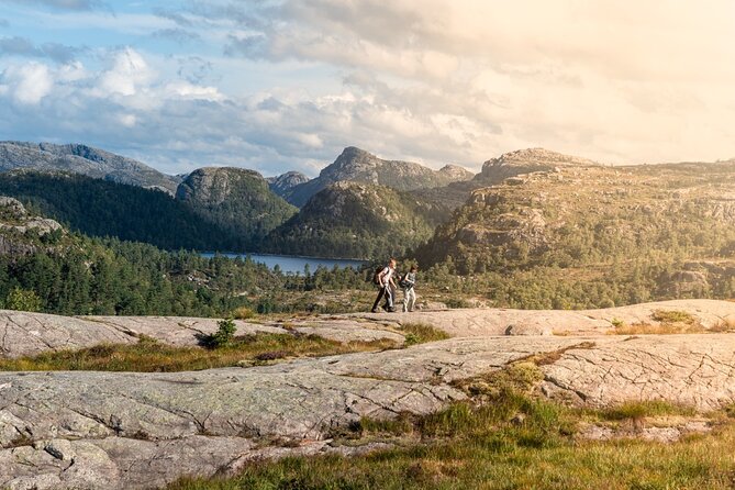 Preikestolen | Pulpit Rock - Hike with a local guide - The guides make the difference