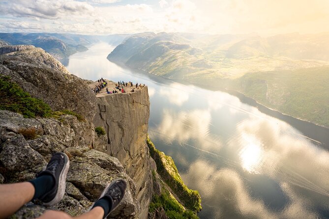 Preikestolen | Pulpit Rock - Hike with a local guide - The five-hour mountain outing