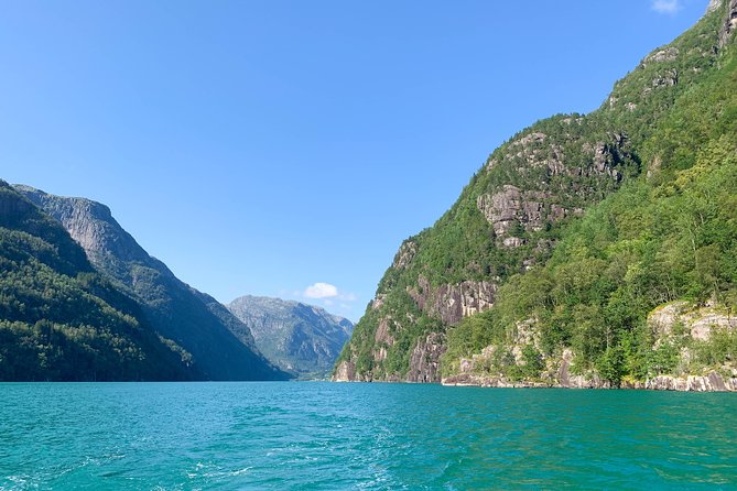 Private Fjord and waterfalls cruise to Modal- Mostraumen - From city harbor to Nordhordland Bridge