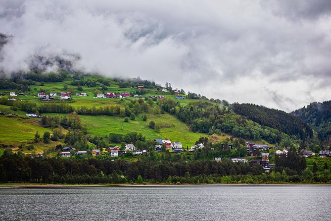 PRIVATE GUIDED TOUR: King of the Fjords – round trip to the Sognefjord, 11 hours - Leaving Bergen for Voss and Tvindefossen