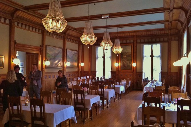 PRIVATE GUIDED TOUR: Queen of the Fjords - tour from Bergen, 6 hours - Lunch choices and the value of a private guide