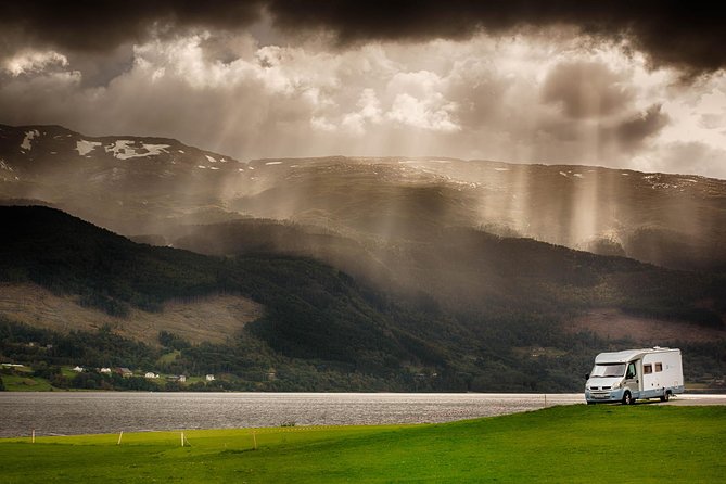 Private tour to Sognefjord and Flåm from Bergen, 24 hr refundable - Gudvangen and choosing your fjord cruise