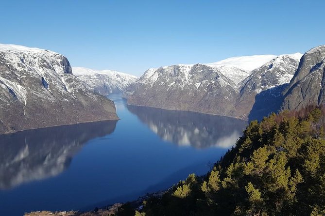 Private tour - Viking Village, Nærøyfjord Cruise and Flåm Railway - The final drive back to Bergen