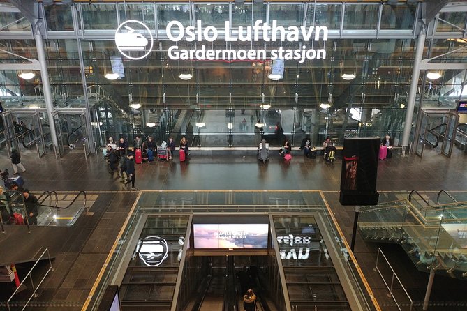 Private Transfer from Oslo City Centre to Oslo Airport - What the pickup feels like at 4:00 a.m.
