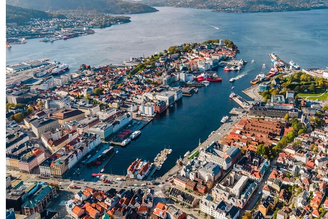 Private Walking Tour- Bergen Classics - Bryggen and the Hanseatic merchant world