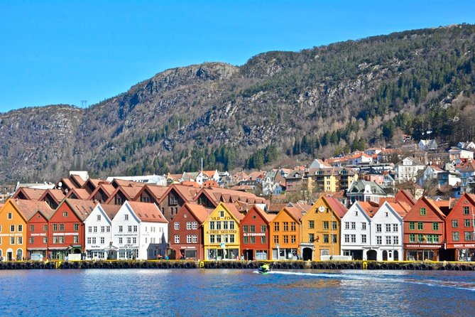 Private Walking Tour of Bergen - The fish market in 15 minutes