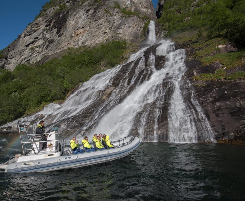 RIB Geiranger - Fjordsafari - Practical details that make the difference