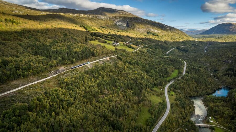 Romsdalen: Rauma Railway Golden Train with Guide - Troll Wall and the great mountain views