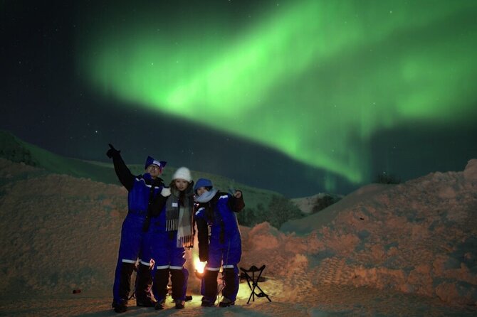 Small Northern Lights Tour Max 8 Guests Pickup and Photography - What happens after pickup in Tromsø