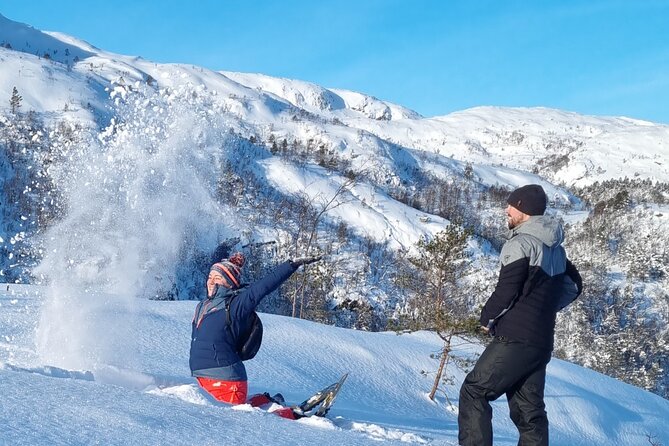 Snowshoe hiking in Bergen - Public tour - Who will enjoy this hike most?