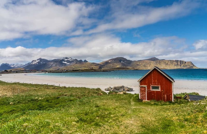 Special Summer Cruise Guided Tour of Lofoten - The Svolvær route, with Haukland and Henningsvær