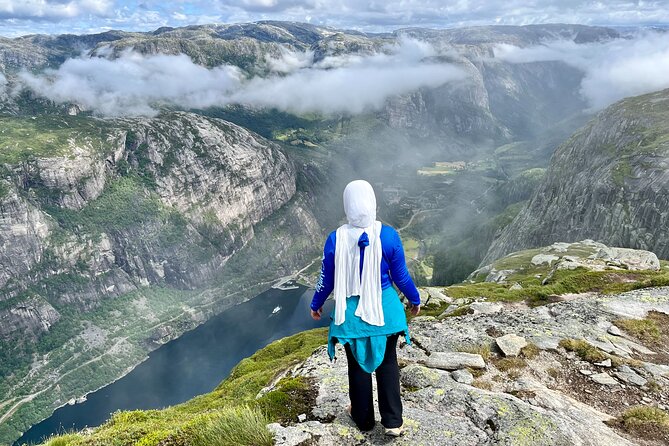 Stavanger: Kjerag Hike with Guide and Transportation - Key points before you book