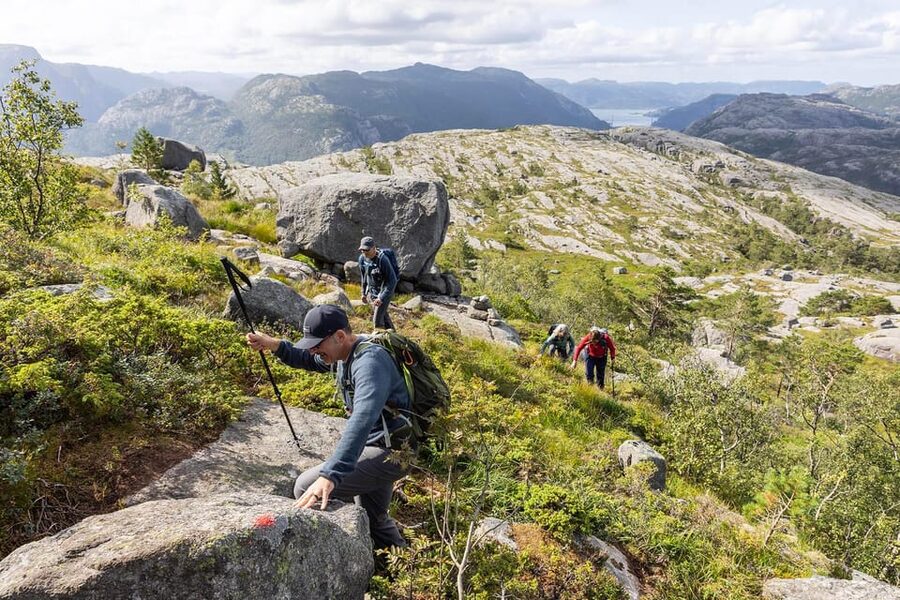 Stavanger: Preikestolen Hidden Trail Hike + Canoe + Lunch - Pickup, timing, and cancellation