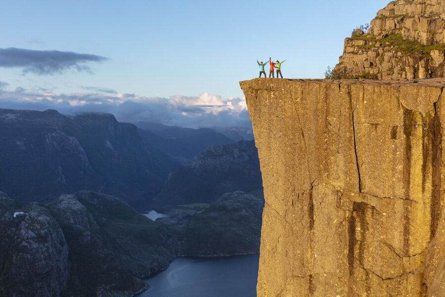 Stavanger: Preikestolen Sunrise Hike with Breakfast Buffet - Guides, group size, and the human side of the hike