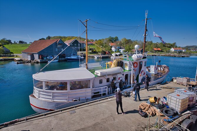 Stavanger Private Safari and Fishing’s - Sightseeing with a captain who knows the water