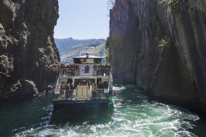 Stavanger: Waterfalls, Caves and Rock Tour By Sea - Pulpit Rock from the fjord below