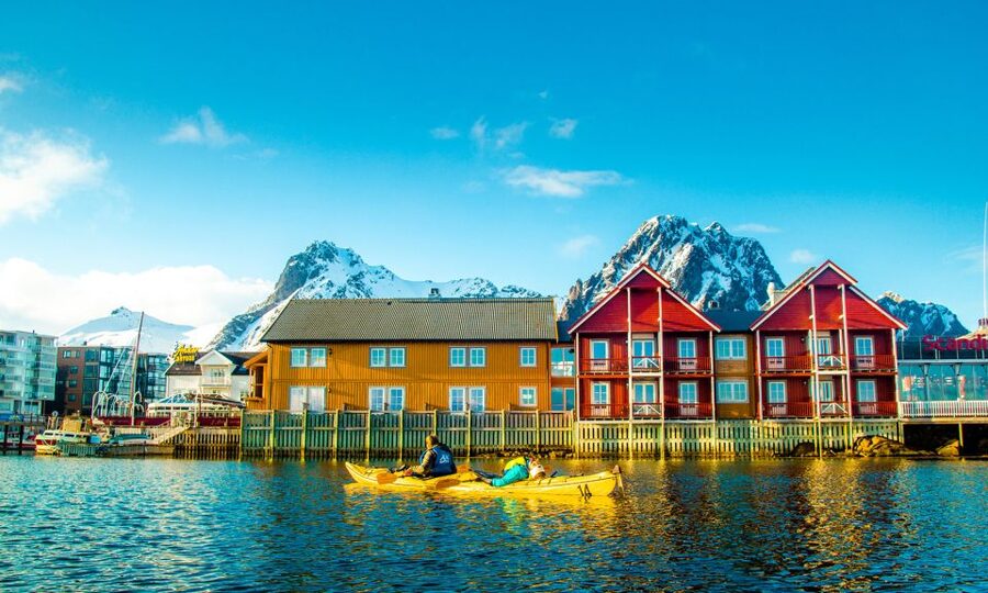 Svolvaer: 2-Hour Winter Kayaking Adventure - Key points before you book